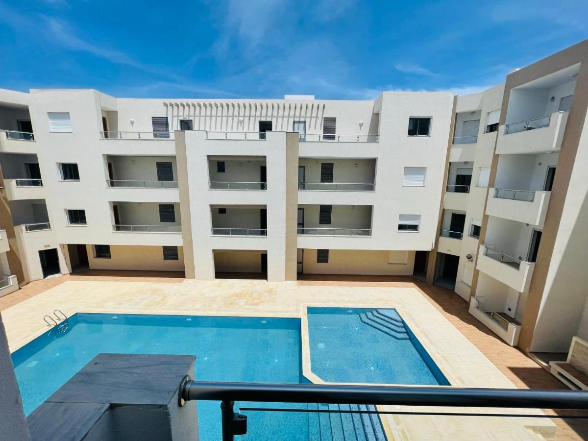 Luxus-Apartment Mit Poolblick Kelibia Bagian luar foto
